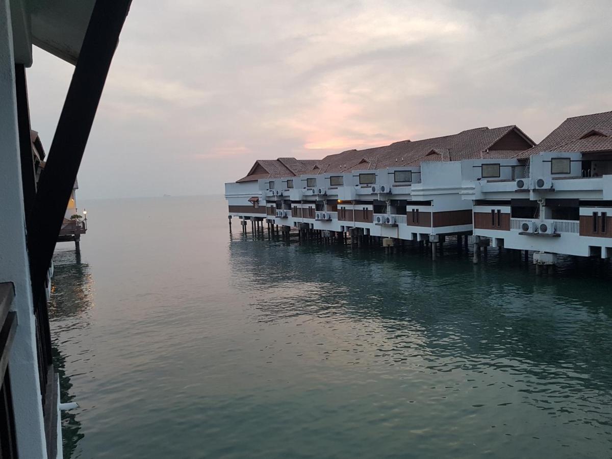 Tokido Private Water Chalet Pd Port Dickson Kültér fotó
